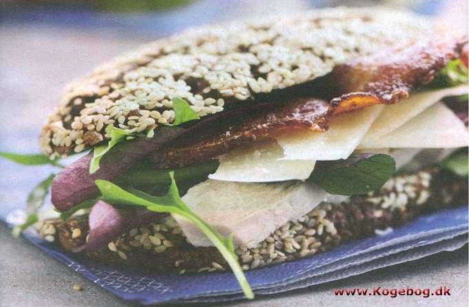 Sandwich med kylling og estragondressing